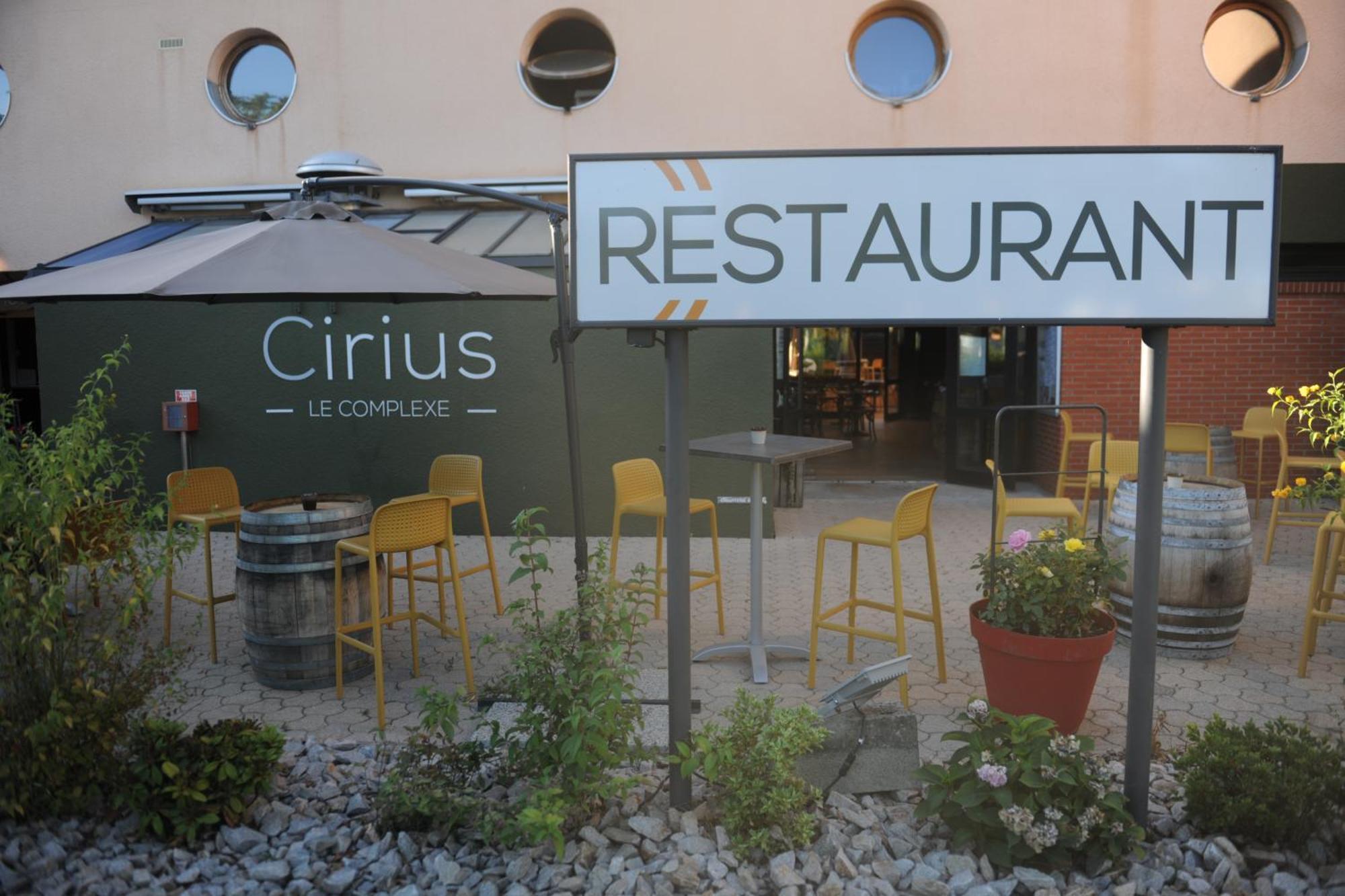 Hotel Restaurant Cirius Montrond-les-Bains Exterior foto